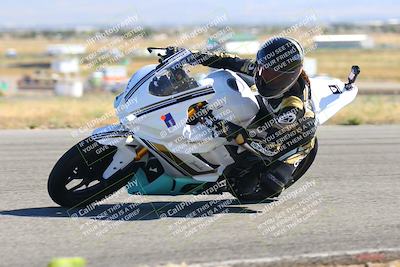 media/Oct-15-2023-TrackXperience (Sun) [[85198ff50b]]/Group 2/session 4 turn 3/